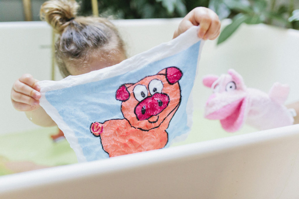 Kreativní způsoby, jak dětem zpříjemnit koupání