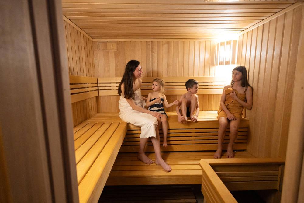Domácí saunování je společný rituál, který stmelí celou rodinu