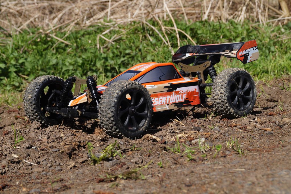 Jak vybrat RC auto pro začátečníky: Přehled typů, rozdílů a praktické rady